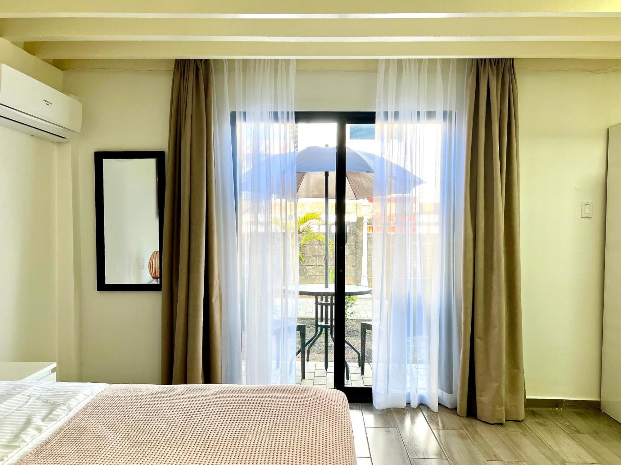 Villa Famiri Boutique Hotel Парамарибо Экстерьер фото